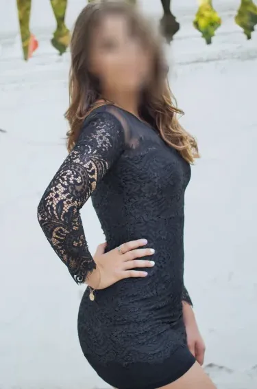 Garbiñe, 28 años